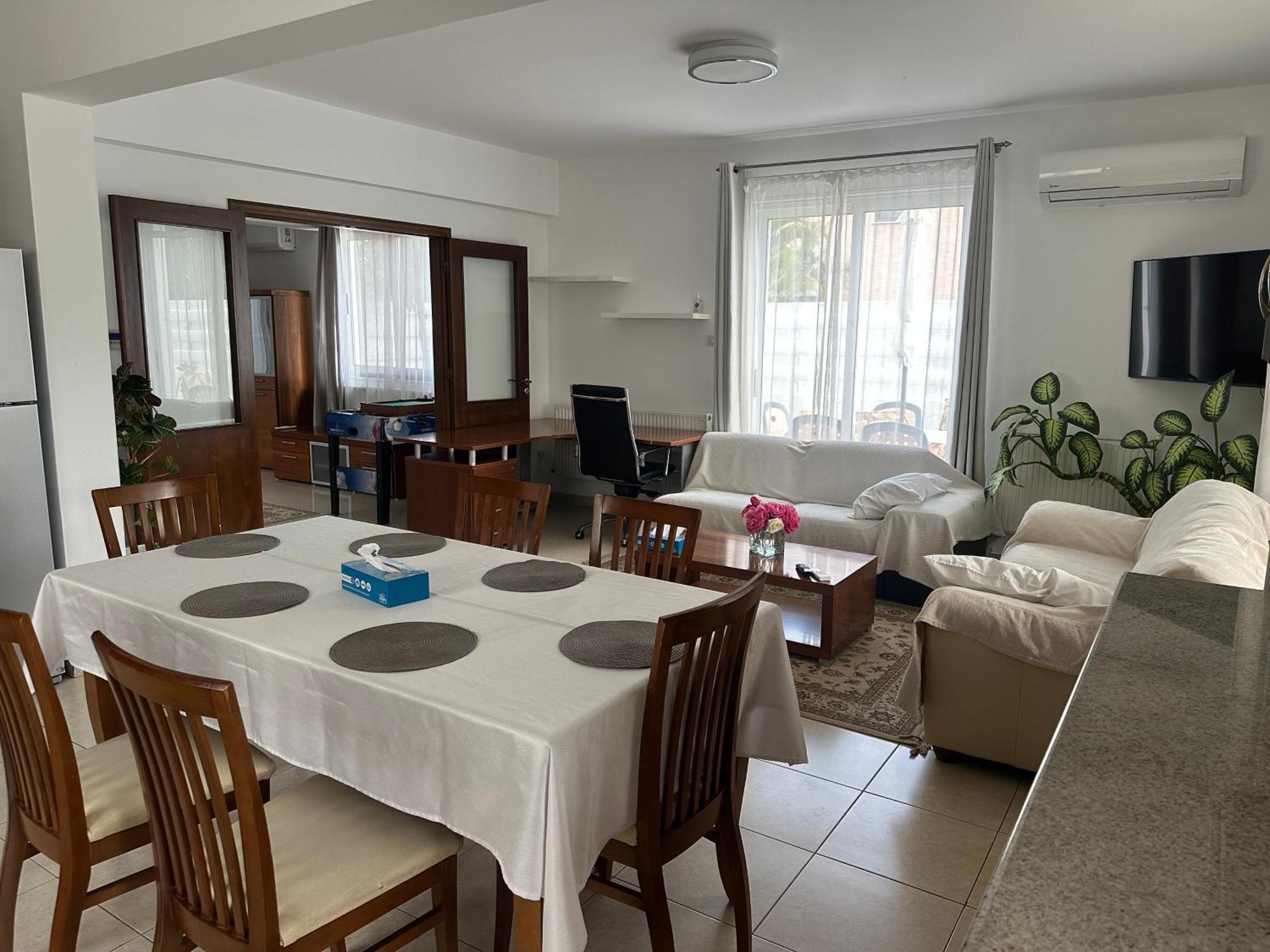 Villa Andy-350 M From The Beach Larnaca Buitenkant foto